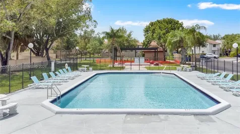 3541 NW 99th Terrace Sunrise FL 33351