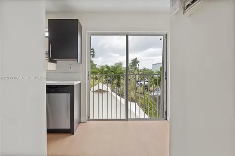 8631 NW 4th Terrace Miami FL 33126