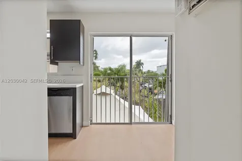 8631 NW 4th Terrace Miami FL 33126