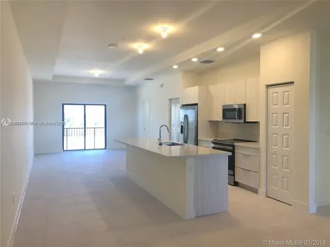 7825 NW 104 Avenue Doral FL 33178