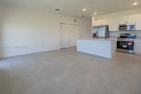 2988 SE 25th Avenue Homestead FL 33035