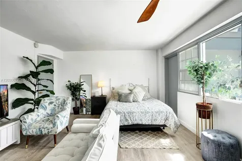 6484 Indian Creek Drive Miami Beach FL 33141