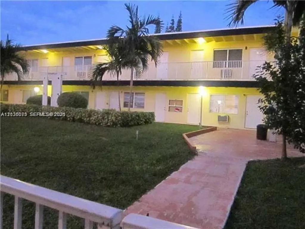16851 NE 21st Avenue North Miami Beach FL 33162