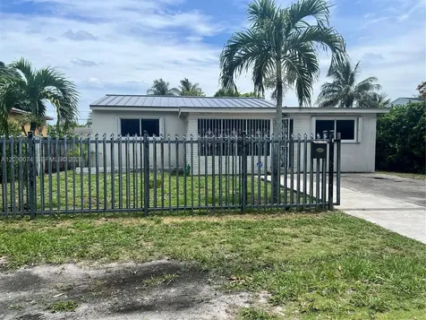 250 NE 160th Street Miami FL 33162