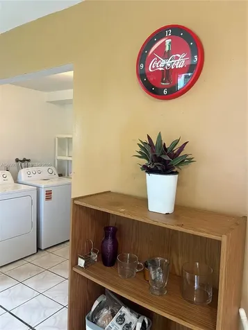 250 NE 160th Street Miami FL 33162