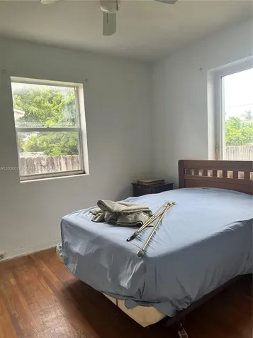 250 NE 160th Street Miami FL 33162