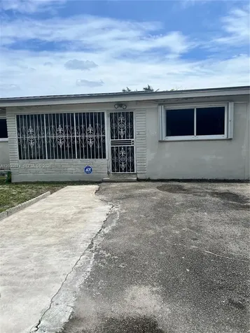 250 NE 160th Street Miami FL 33162