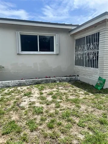 250 NE 160th Street Miami FL 33162