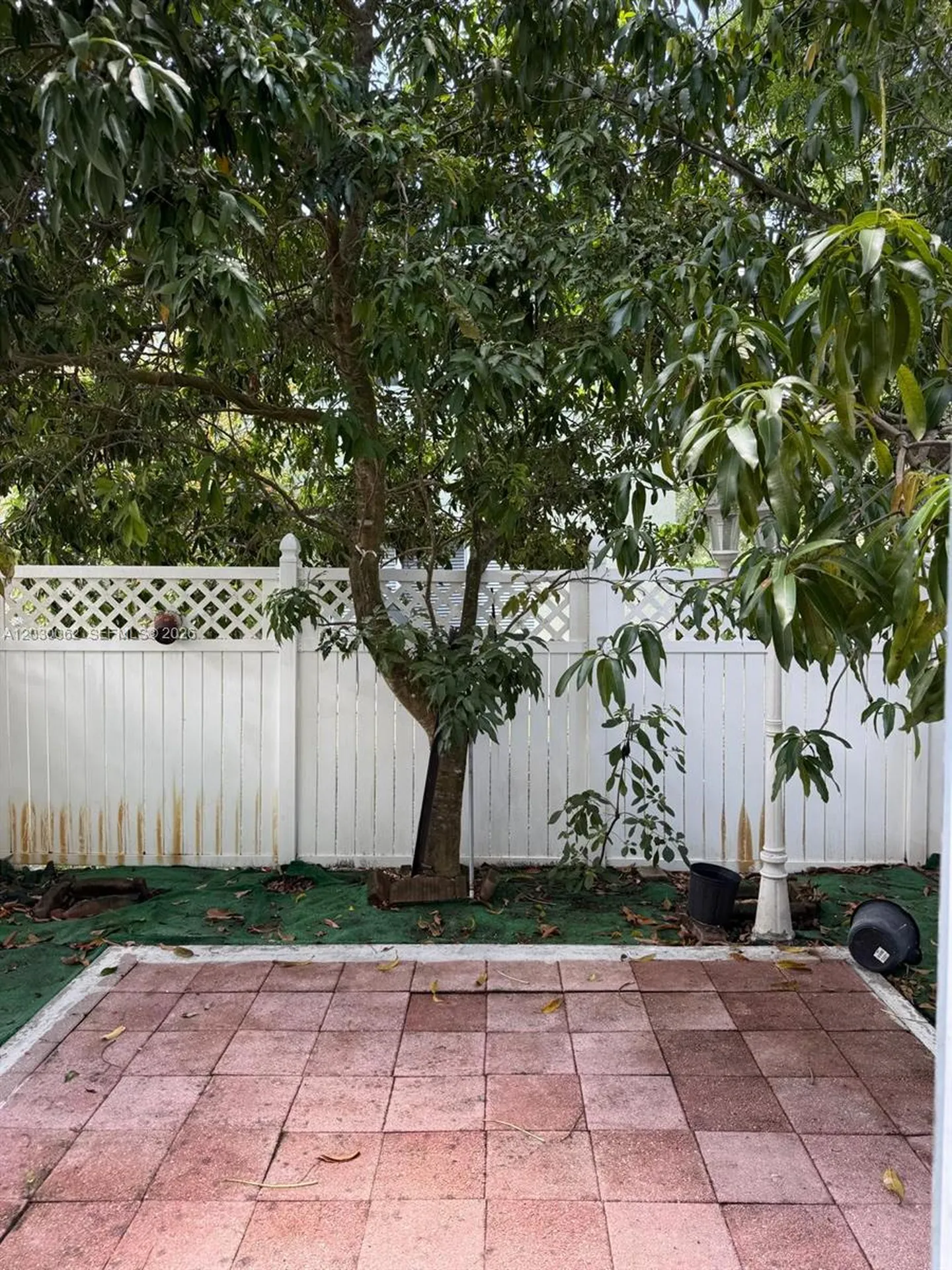 136 Hidden Ct Road Hollywood FL 33023