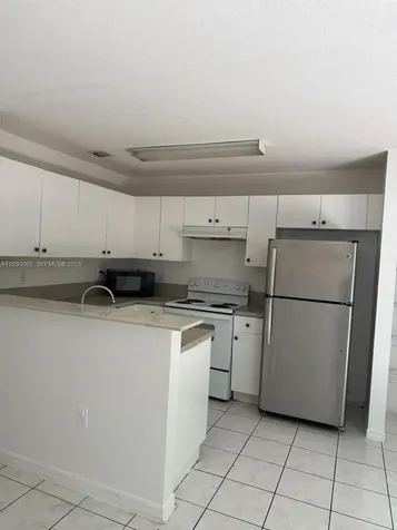 136 Hidden Ct Road Hollywood FL 33023