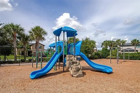 1907 Bottlebrush Way North Port FL 34289