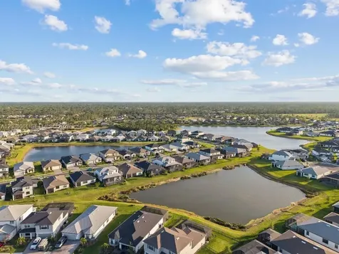 1907 Bottlebrush Way North Port FL 34289