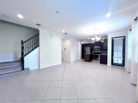 3381 NW 125th Avenue Sunrise FL 33323