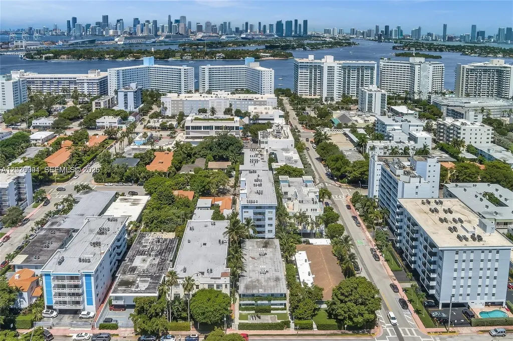 940 Michigan Avenue Miami Beach FL 33139
