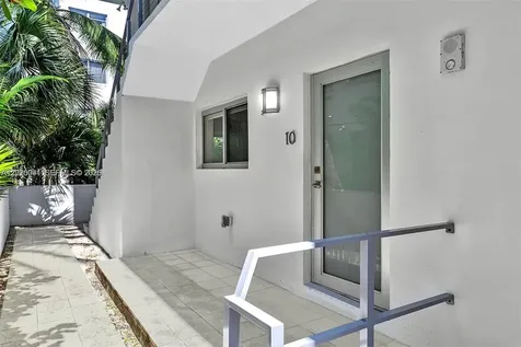 940 Michigan Avenue Miami Beach FL 33139
