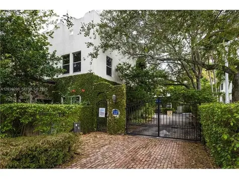 3051 Center Street Miami FL 33133
