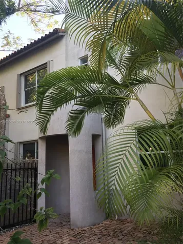 3051 Center Street Miami FL 33133