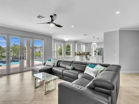 4971 SW 158th Avenue Miramar FL 33027