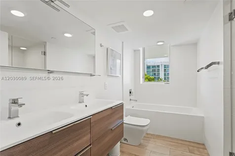 9261 E Bay Harbor Drive Bay Harbor Islands FL 33154