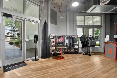 9012 S Dadeland Boulevard Miami FL 33156