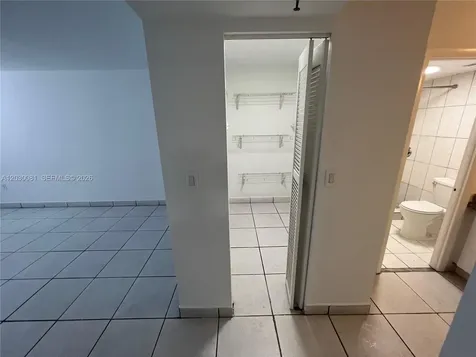 17890 W Dixie Hwy 502 Highway North Miami Beach FL 33160
