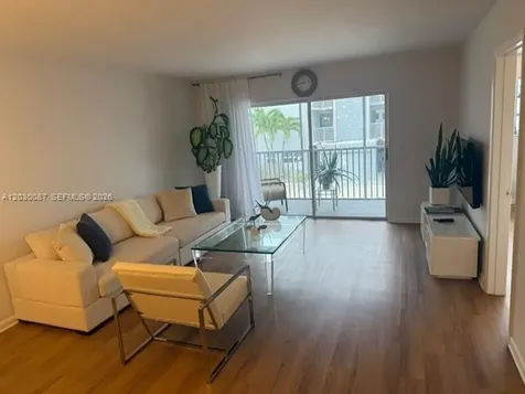 215 SE 3rd Avenue Hallandale Beach FL 33009