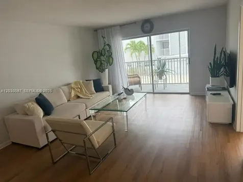 215 SE 3rd Avenue Hallandale Beach FL 33009