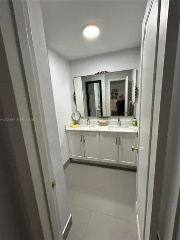 215 SE 3rd Avenue Hallandale Beach FL 33009