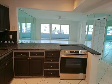 215 SE 3rd Avenue Hallandale Beach FL 33009