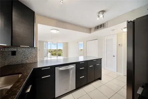 16740 NE 9th Avenue North Miami Beach FL 33162