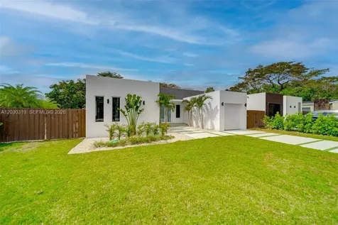 8990 N Miami Avenue El Portal FL 33150