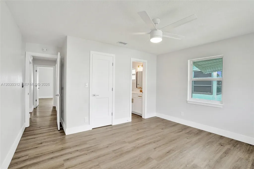 240 NW 25th Court Pompano Beach FL 33064