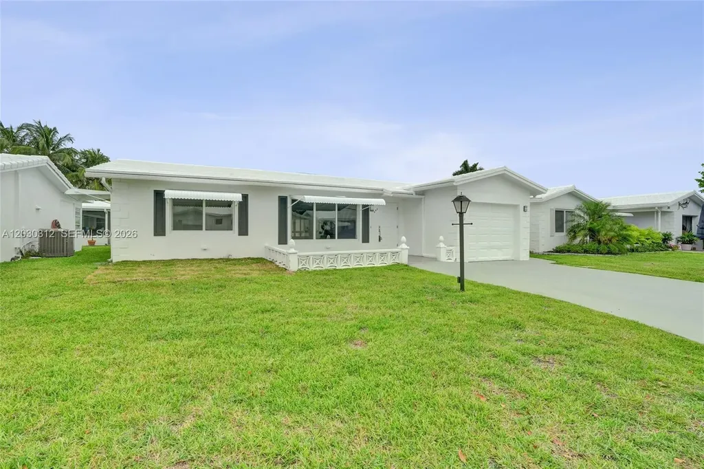240 NW 25th Court Pompano Beach FL 33064