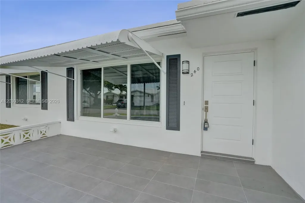 240 NW 25th Court Pompano Beach FL 33064