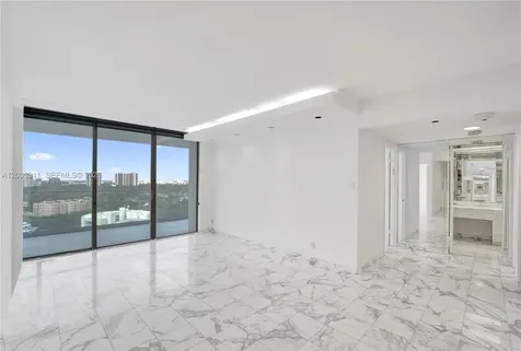 19707 Turnberry Way Aventura FL 33180