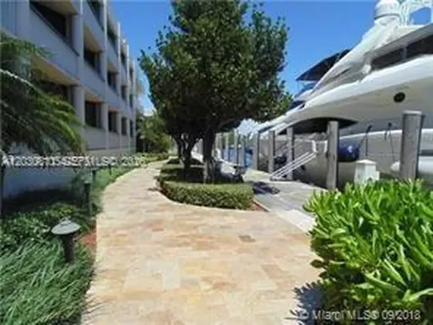 19707 Turnberry Way Aventura FL 33180