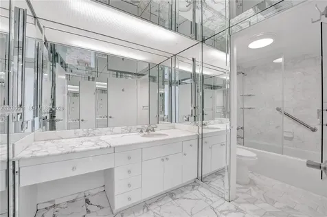 19707 Turnberry Way Aventura FL 33180