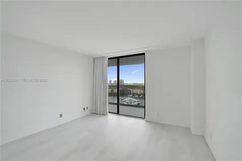 19707 Turnberry Way Aventura FL 33180