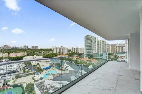 19707 Turnberry Way Aventura FL 33180