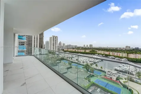 19707 Turnberry Way Aventura FL 33180