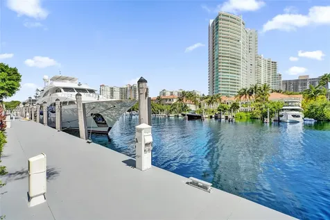 19707 Turnberry Way Aventura FL 33180