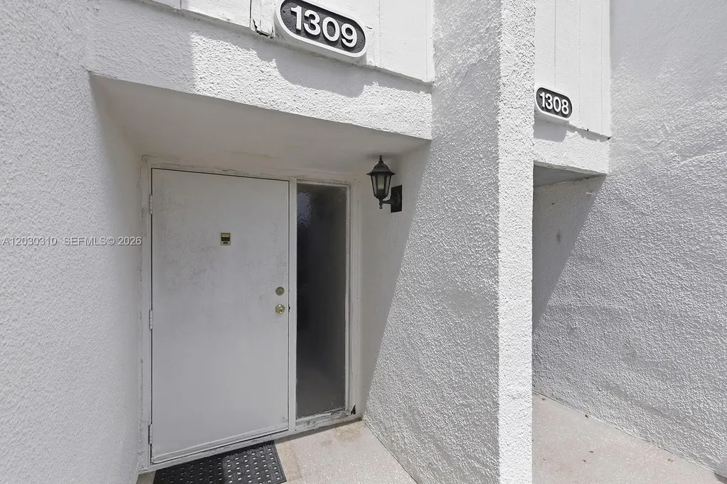 1309 Bridgewood Drive Boca Raton FL 33434