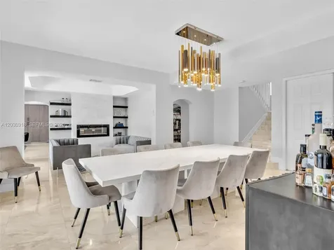 8052 NW 161st Terrace Miami Lakes FL 33016