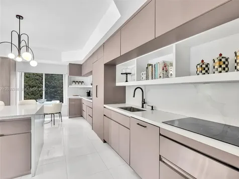 8052 NW 161st Terrace Miami Lakes FL 33016