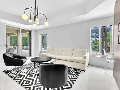 8052 NW 161st Terrace Miami Lakes FL 33016
