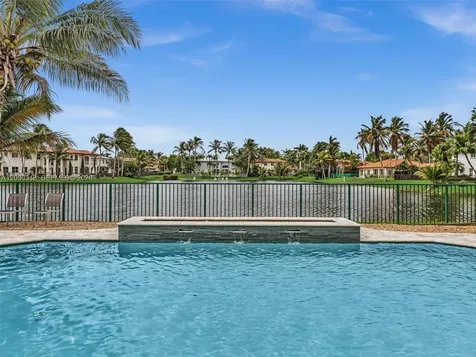 8052 NW 161st Terrace Miami Lakes FL 33016