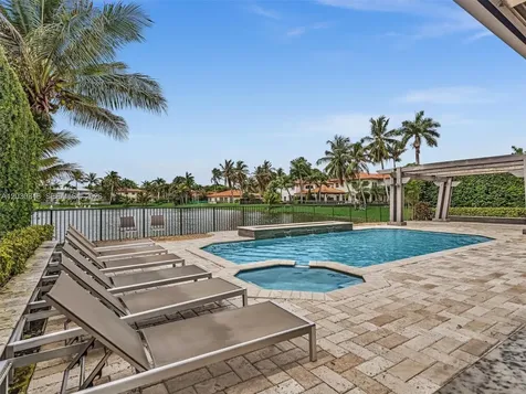 8052 NW 161st Terrace Miami Lakes FL 33016