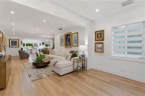 5785 SW 46th Terrace Miami FL 33155