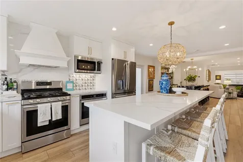 5785 SW 46th Terrace Miami FL 33155