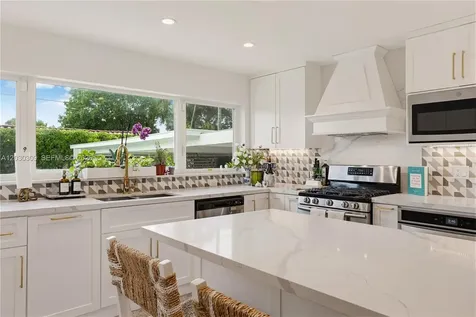 5785 SW 46th Terrace Miami FL 33155